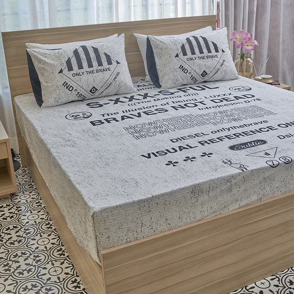 Graphic Print Bed Sheet & Pillowcase Set