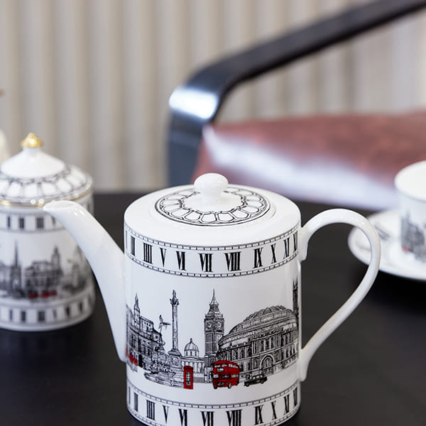 London Icons Teapot